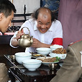 적과의 동침